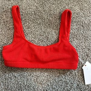 Good American bright poppy scoop neck bikini top